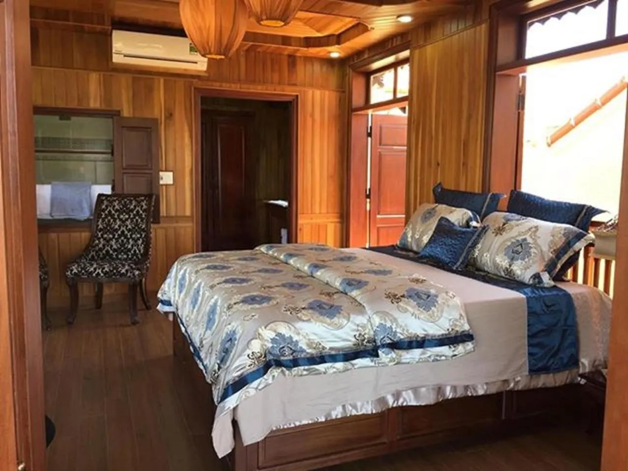 Khamy Riverside Villa Hội An